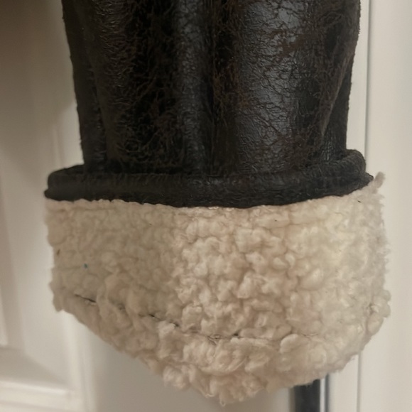 Faux Leather Jacket ❤️❤️💃🏽💃🏽😍😍💕 - Picture 6 of 6